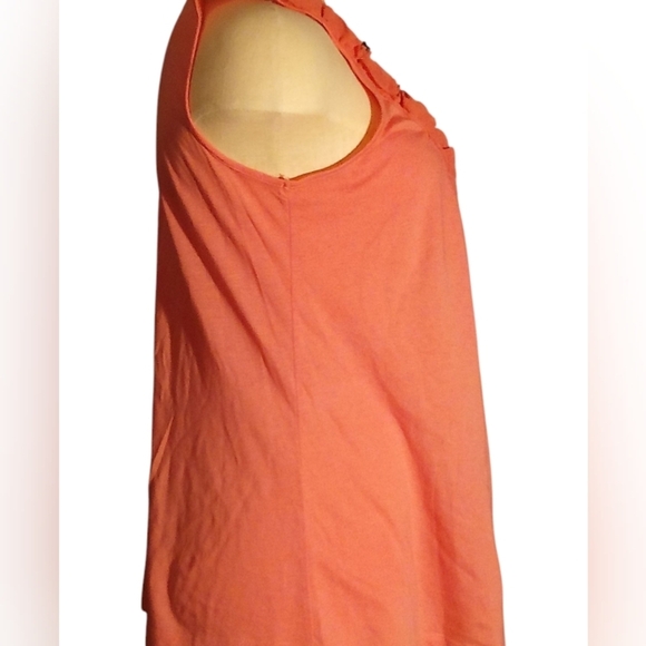ELLE- Tank Top Blouse With Flowers A long V-Neck Line, Coral Color, Size Small, - Picture 5 of 12